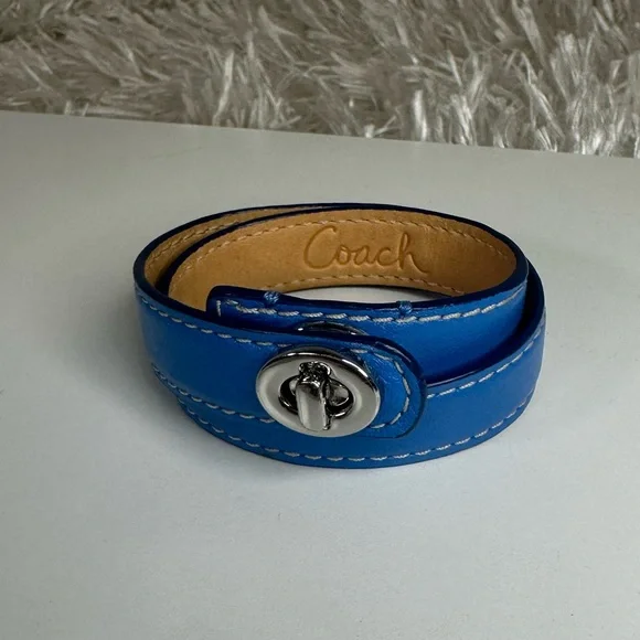 Coach Blue Wraparound Leather Bracelet with a Silver Plated Turnlock - Picture 1 of 13